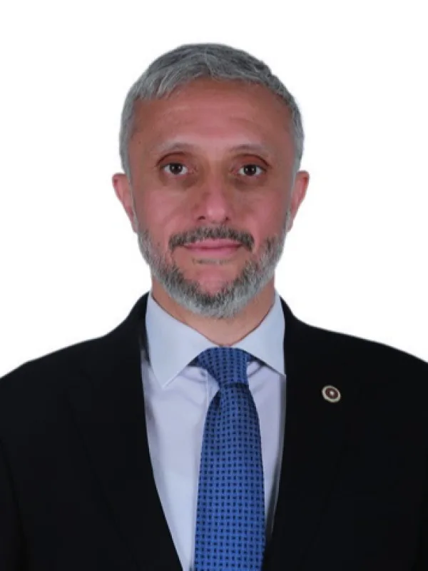 Adil Biçer