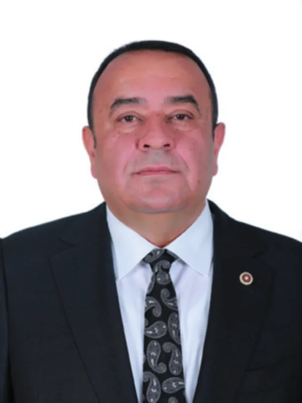 Adnan Beker