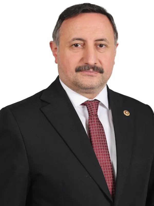 İsmail Emrah Karayel