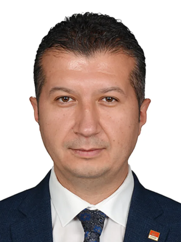 İzzet Akbulut